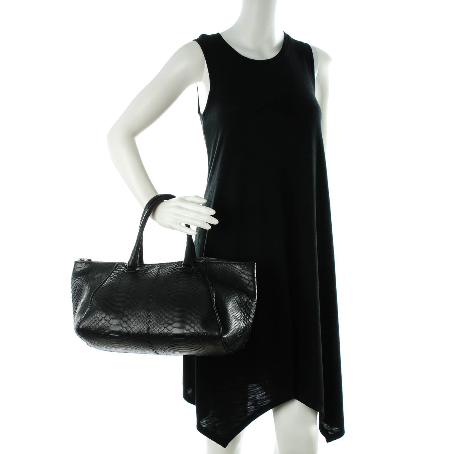Bottega Veneta Waxed Python Tote Nero Black 2 of 8