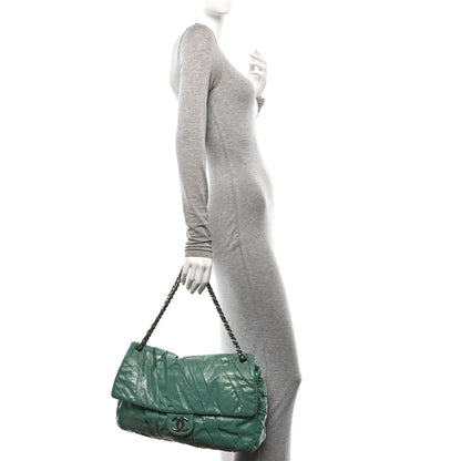 Chanel Glazed Calfskin Twisted Maxi Flap Green 2 of 10