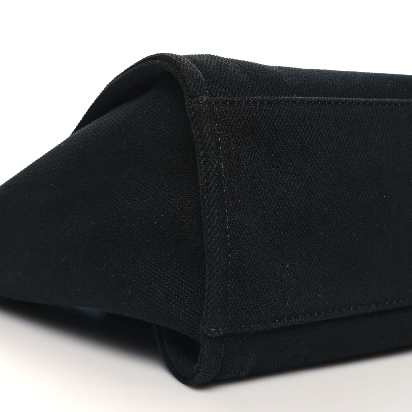 Canvas Pearl Medium Deauville Tote Black