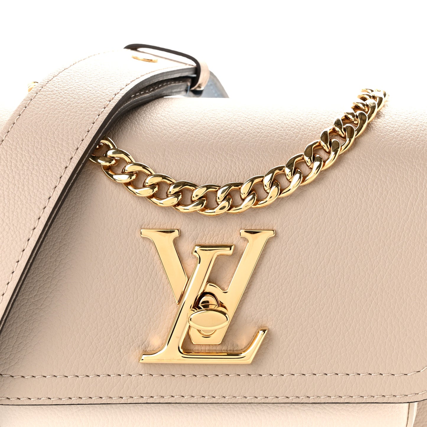 Grained Calfskin Lockme Tender Greige