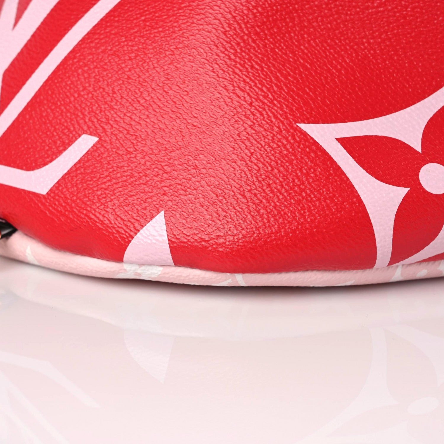 Louis Vuitton Monogram Giant Bumbag Rouge 8 of 13