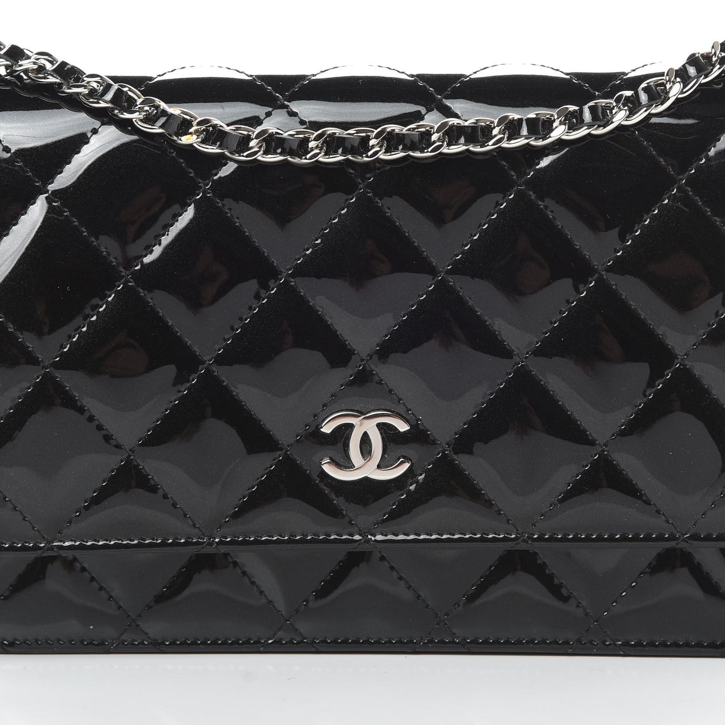 Patent Quilted Wallet On Chain WOC Black