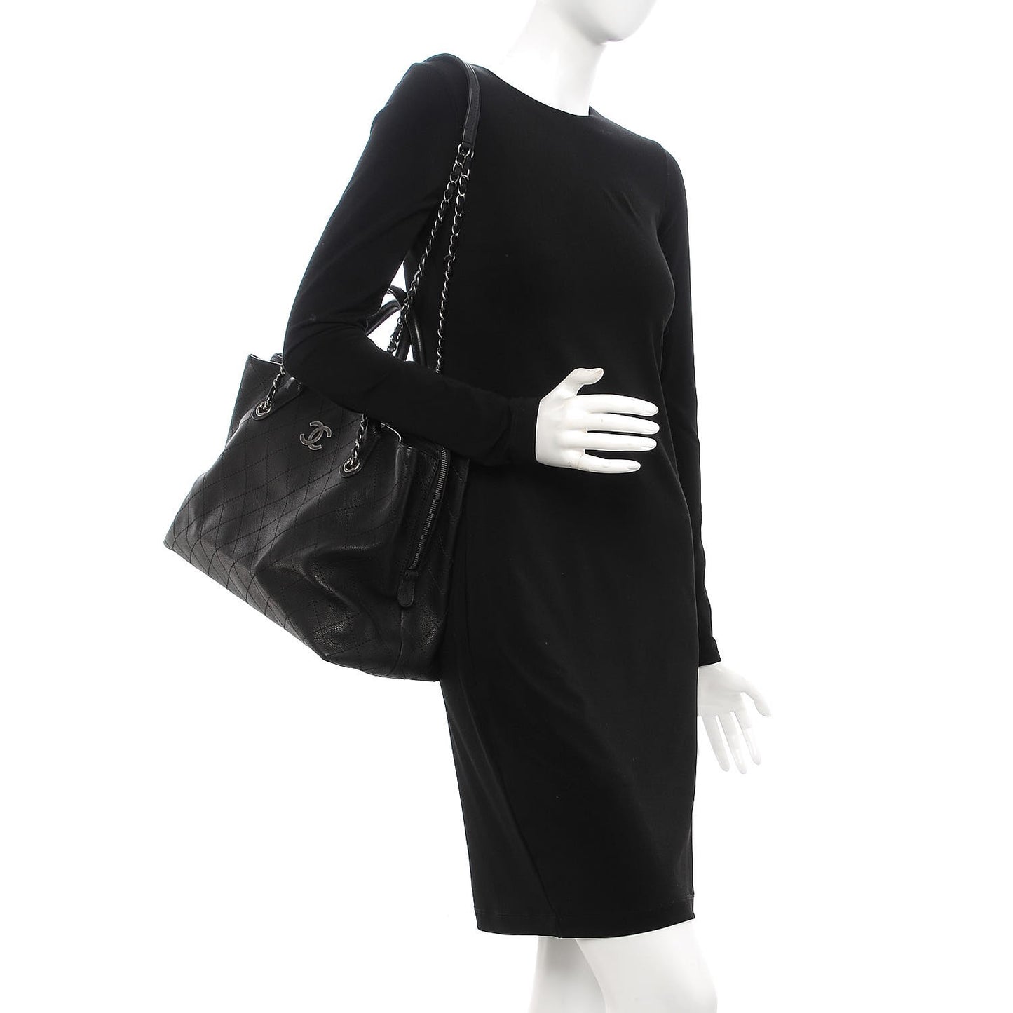 Grained Vegetal Calfskin Urban Shopping Tote Black