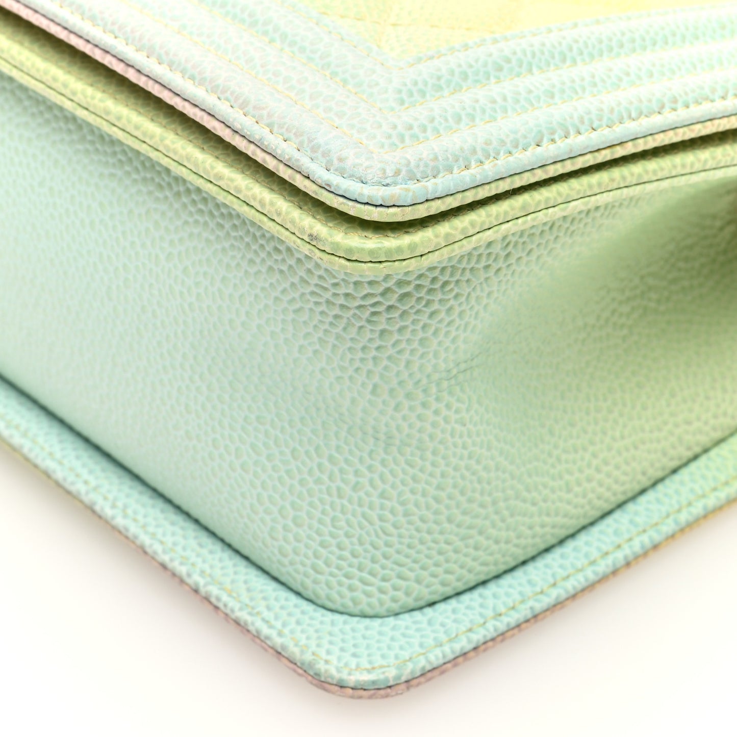 Caviar Quilted Medium Cuba Rainbow Boy Flap Multicolor