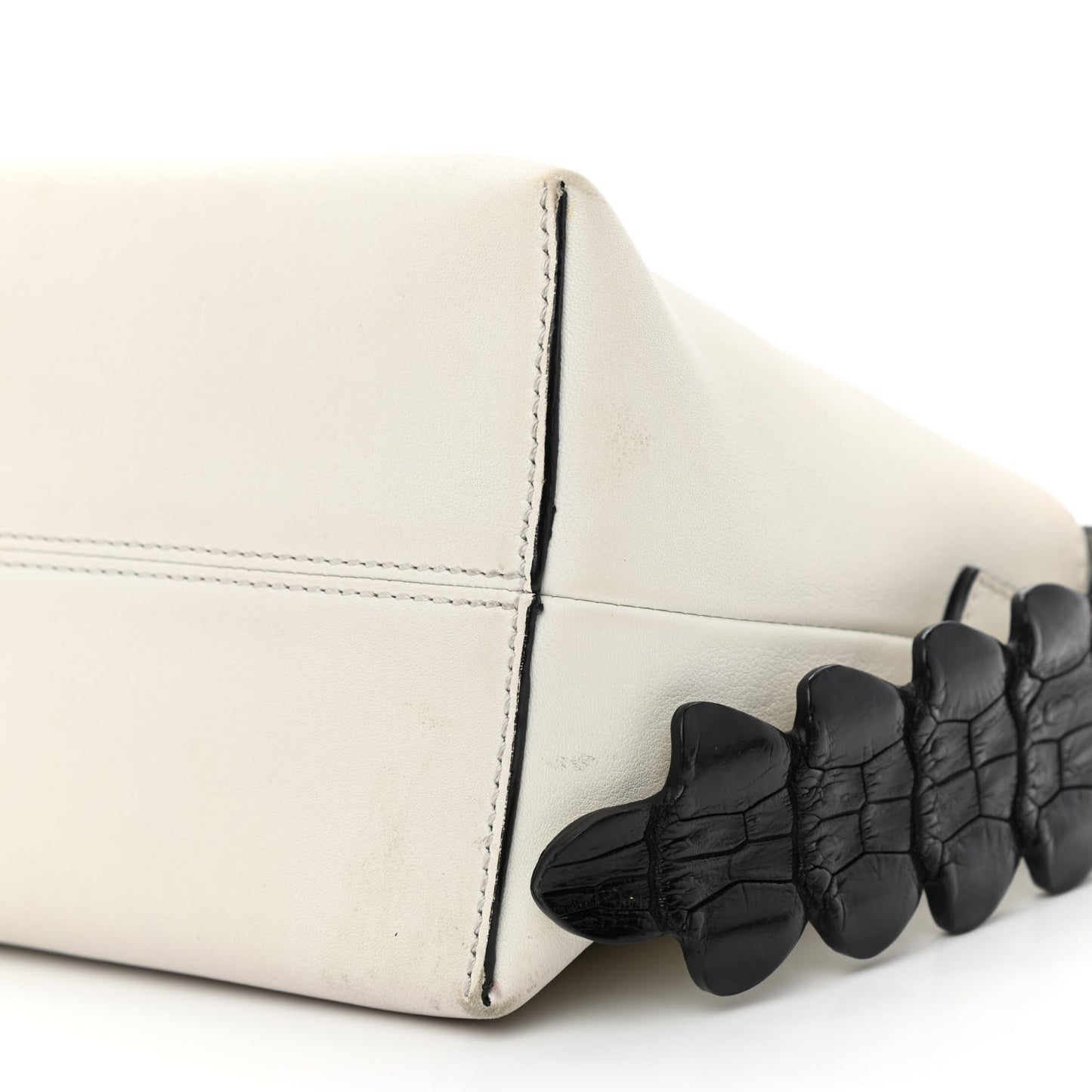 Vitello Dolce Croc Tail Medium By The Way Boston Bag White Black
