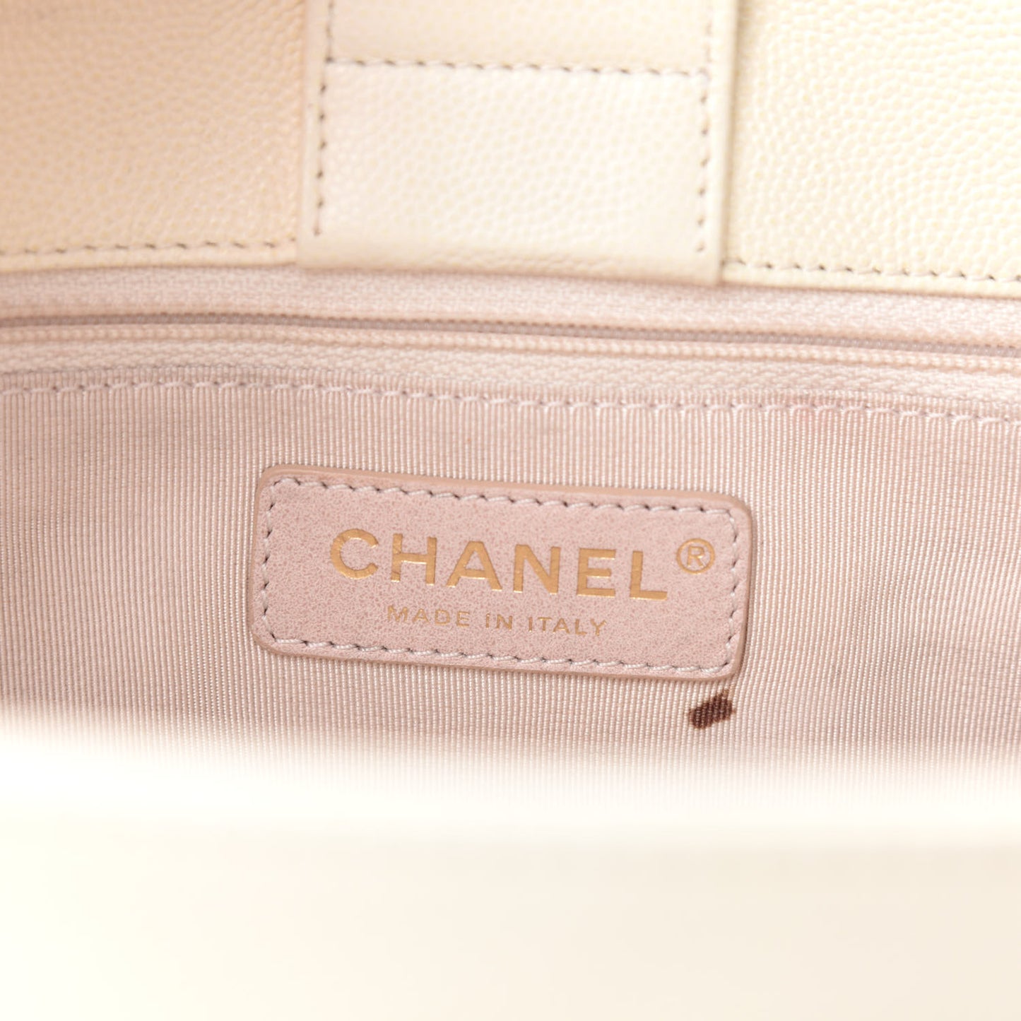 Caviar Quilted CC Tote Beige