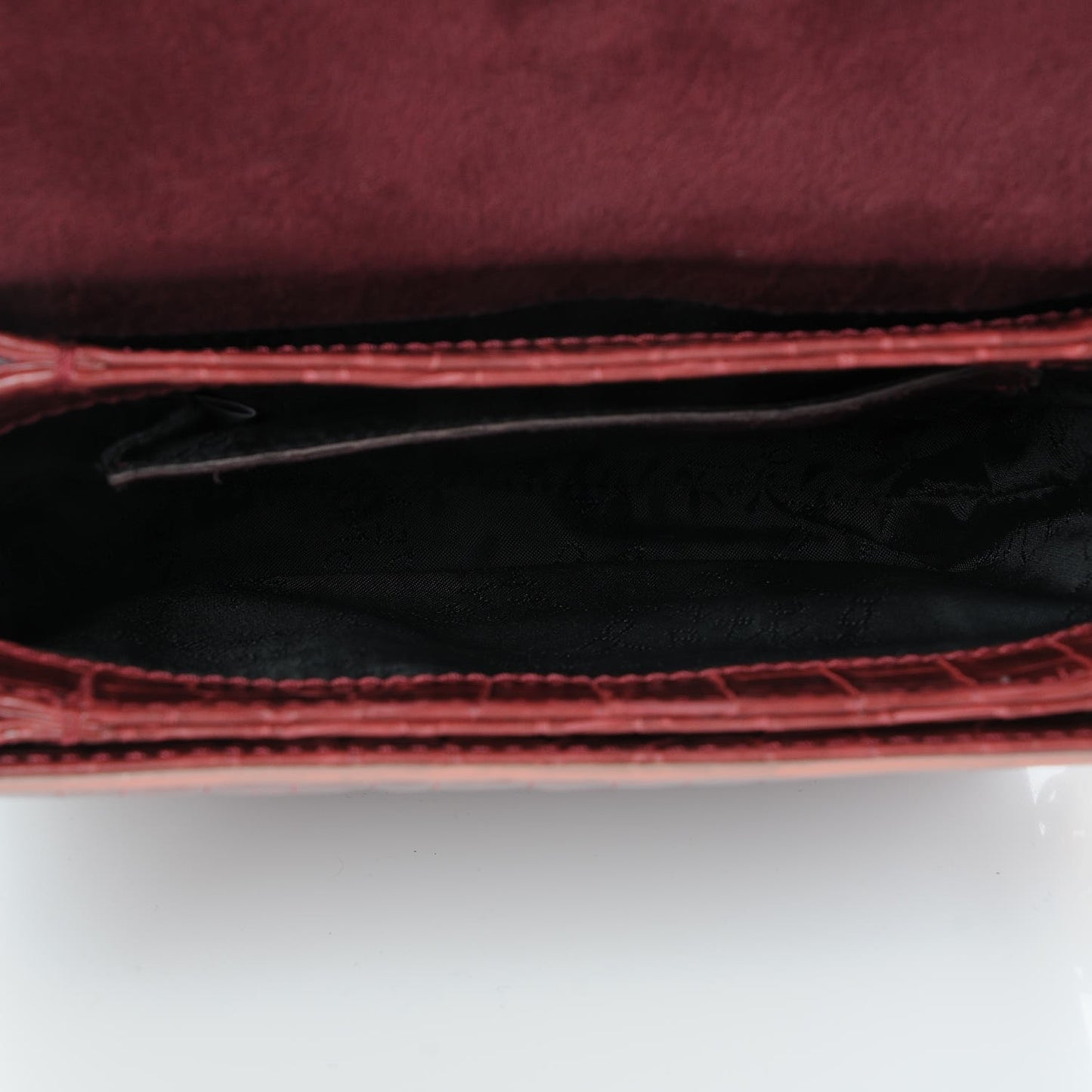 Embossed Crocodile Effect Grace Burgundy