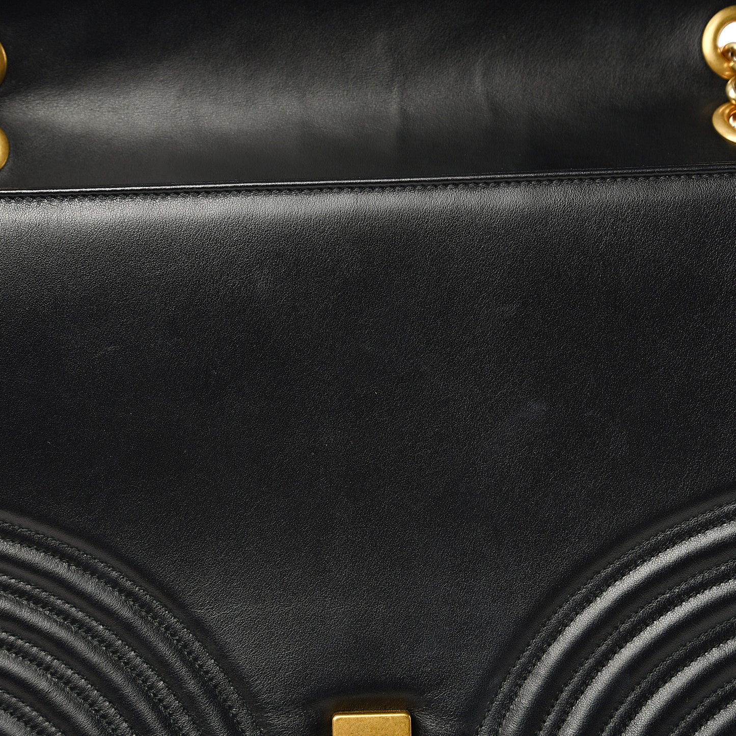 Calfskin Matelasse Large GG Marmont Shoulder Bag Black