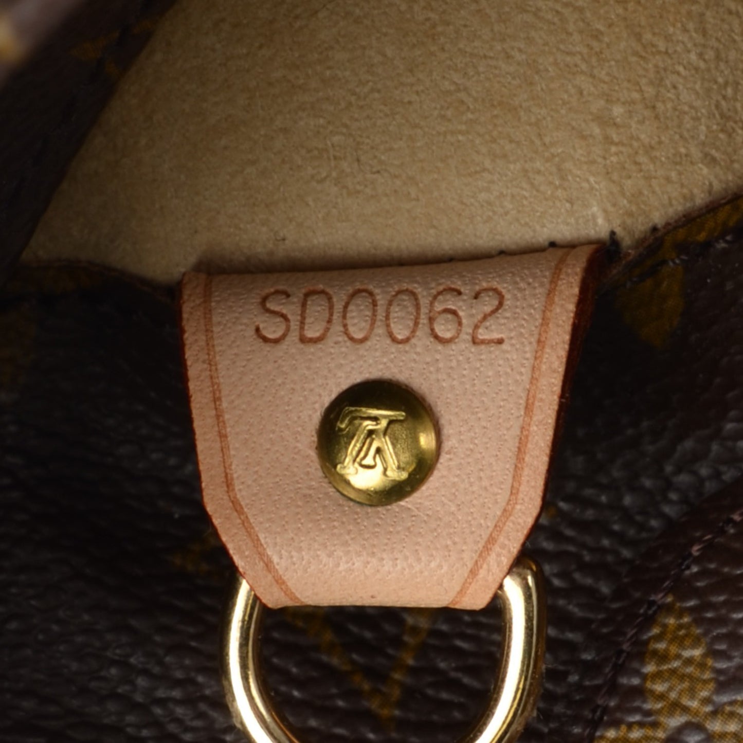 Monogram Luco