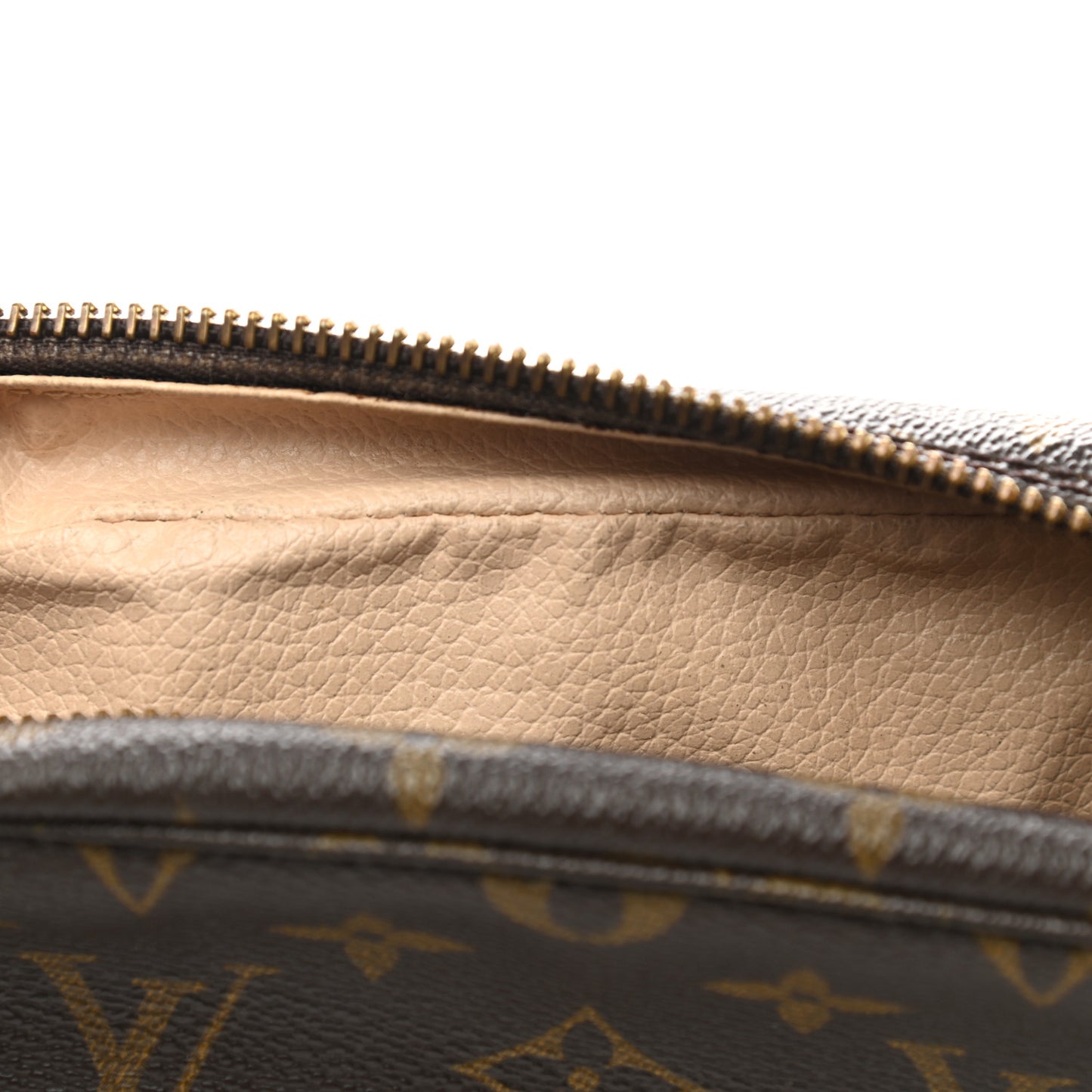 Monogram Trousse Toilette 23