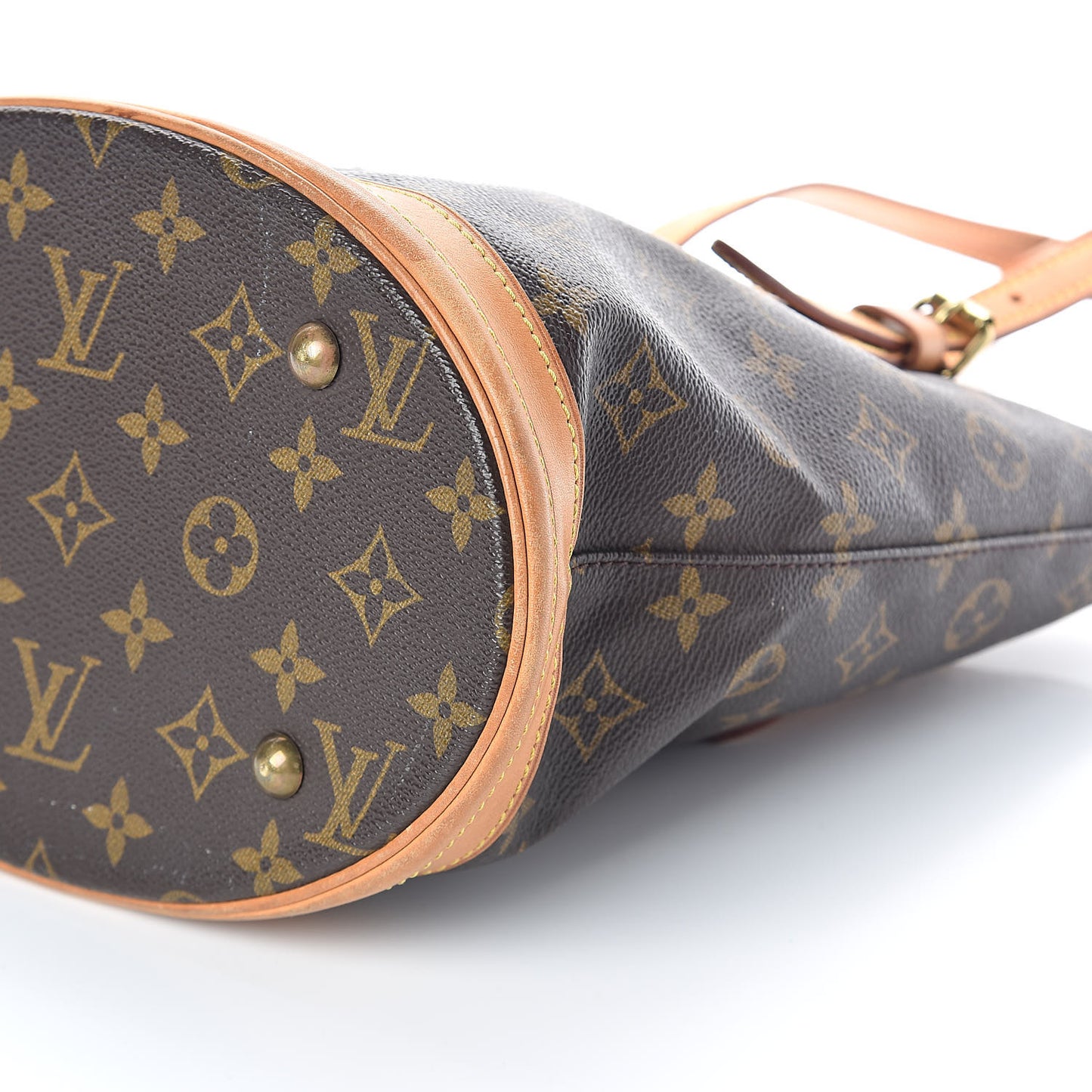 Monogram Petit Bucket 23