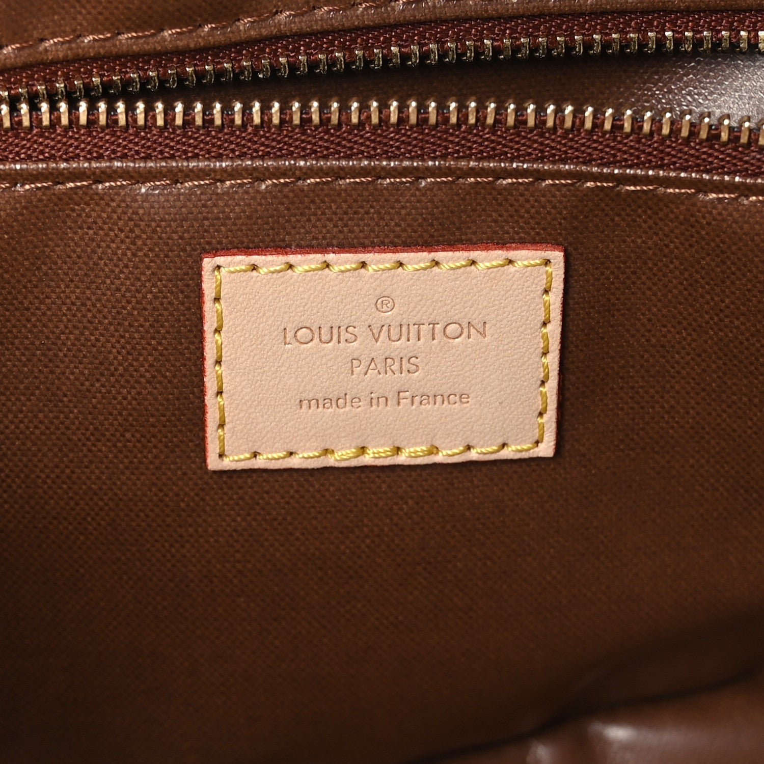 Louis Vuitton Monogram Toiletry Bag 25 6 of 8