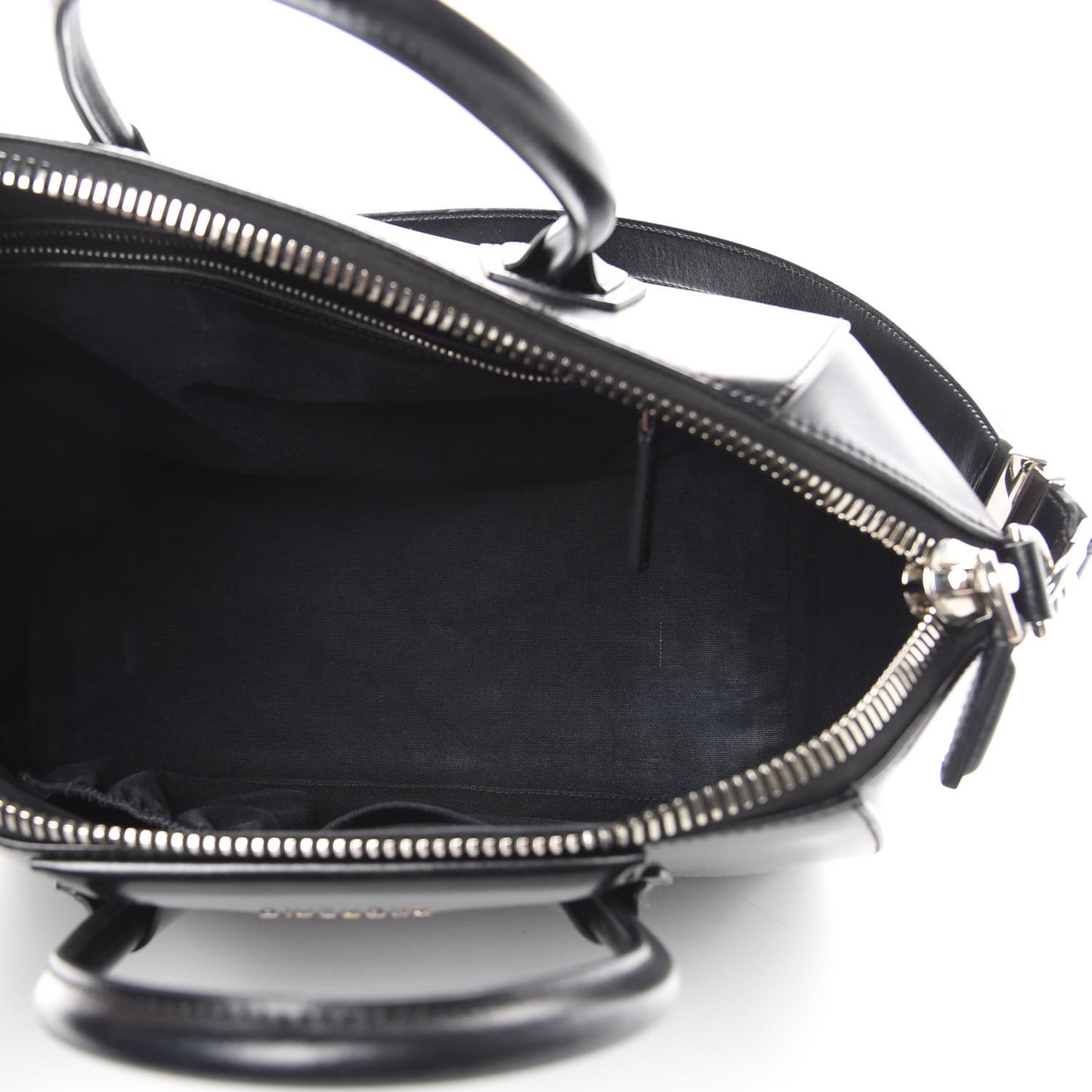 Shiny Lord Calfskin Medium Antigona Black