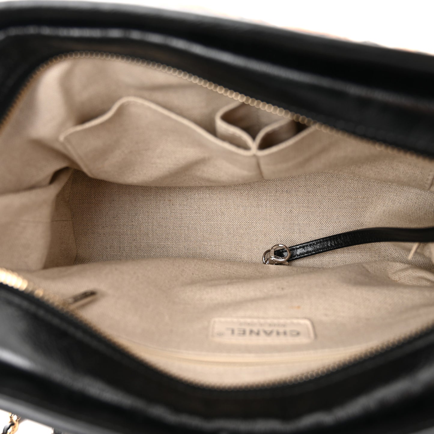 Tweed Calfskin Medium Gabrielle Hobo Black Brown