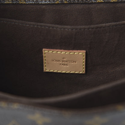 Louis Vuitton Monogram Pochette Metis 9 of 10