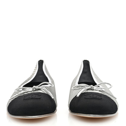 Chanel Metallic PVC Grosgrain Cap Toe Ballerina Flats 40 Silver Black 2 of 8