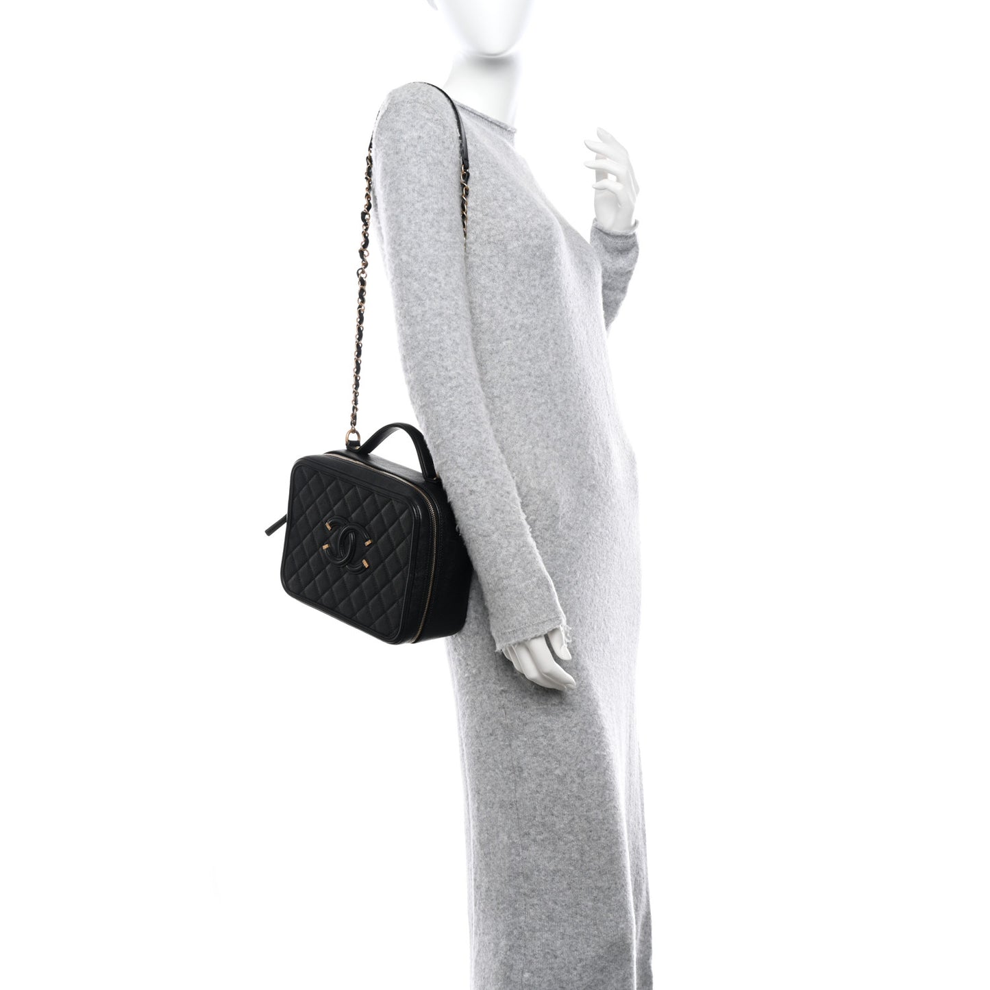 Caviar Quilted Large CC Filigree Vanity Case Black