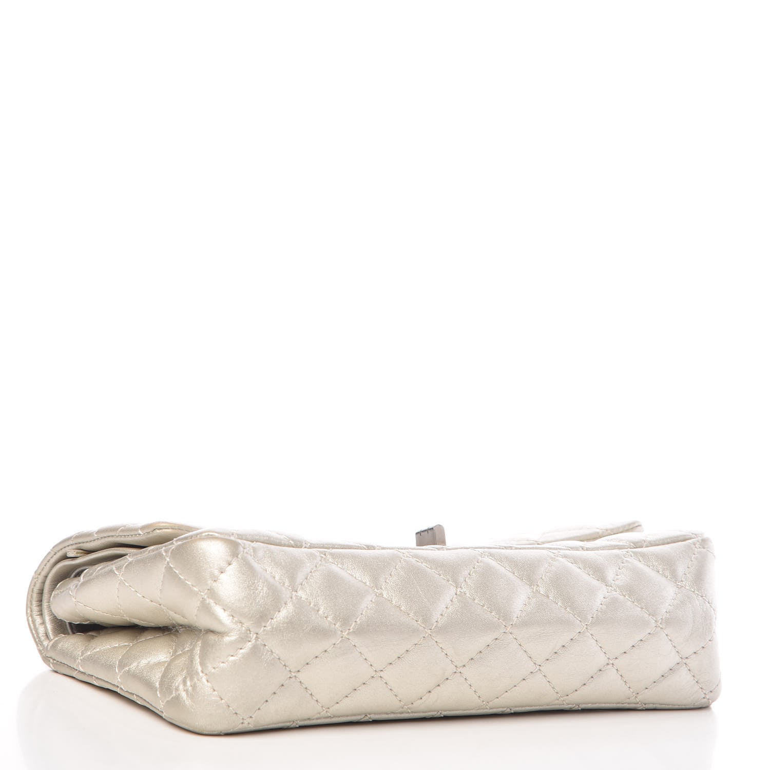 Chanel Metallic Lambskin 2.55 Reissue 225 Flap Pale Gold 5 of 32