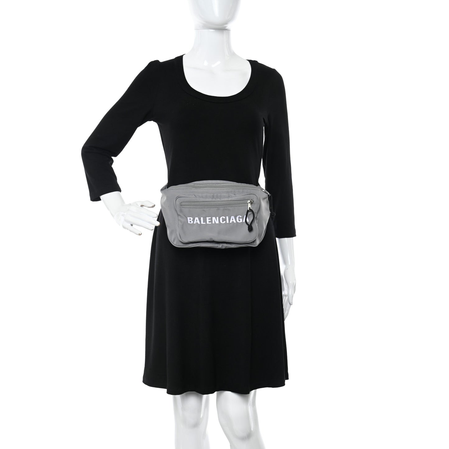 Textured Sport Nylon Logo Embroidered Wheel Beltpack Grey White