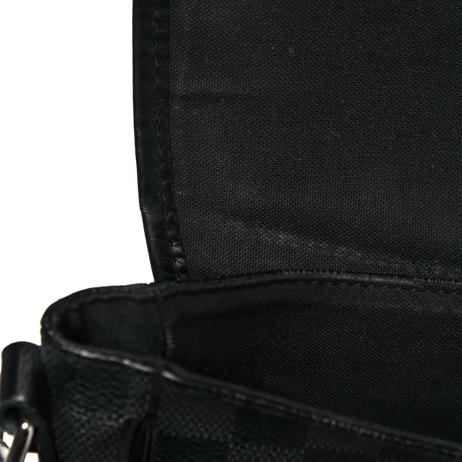 Louis Vuitton Damier Graphite Daniel MM 14 of 19