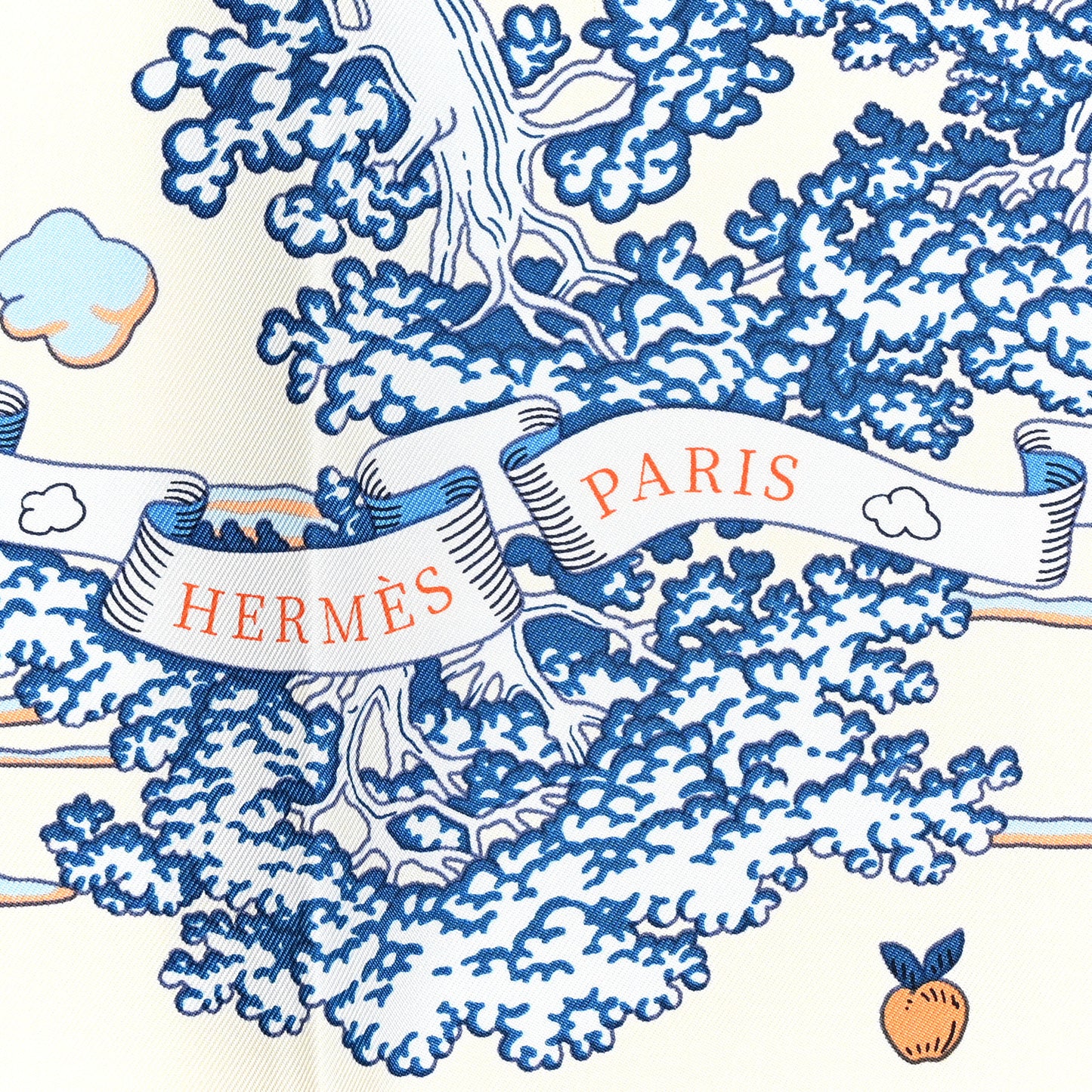 Silk Sur Mon Nuage Scarf 90 Creme Bleu Clair