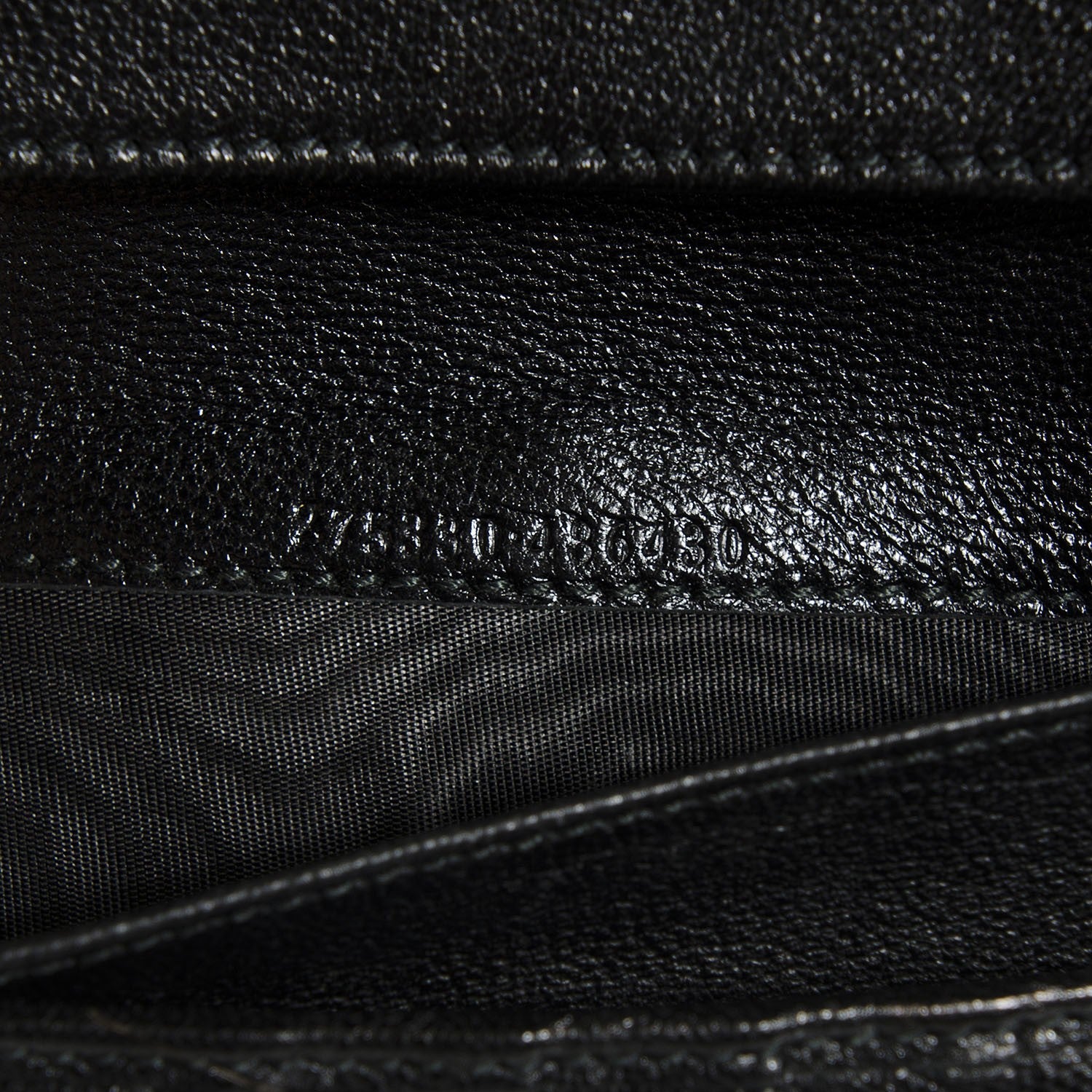 Alexander McQueen Calfskin Skull Continental Wallet Black 8 of 8