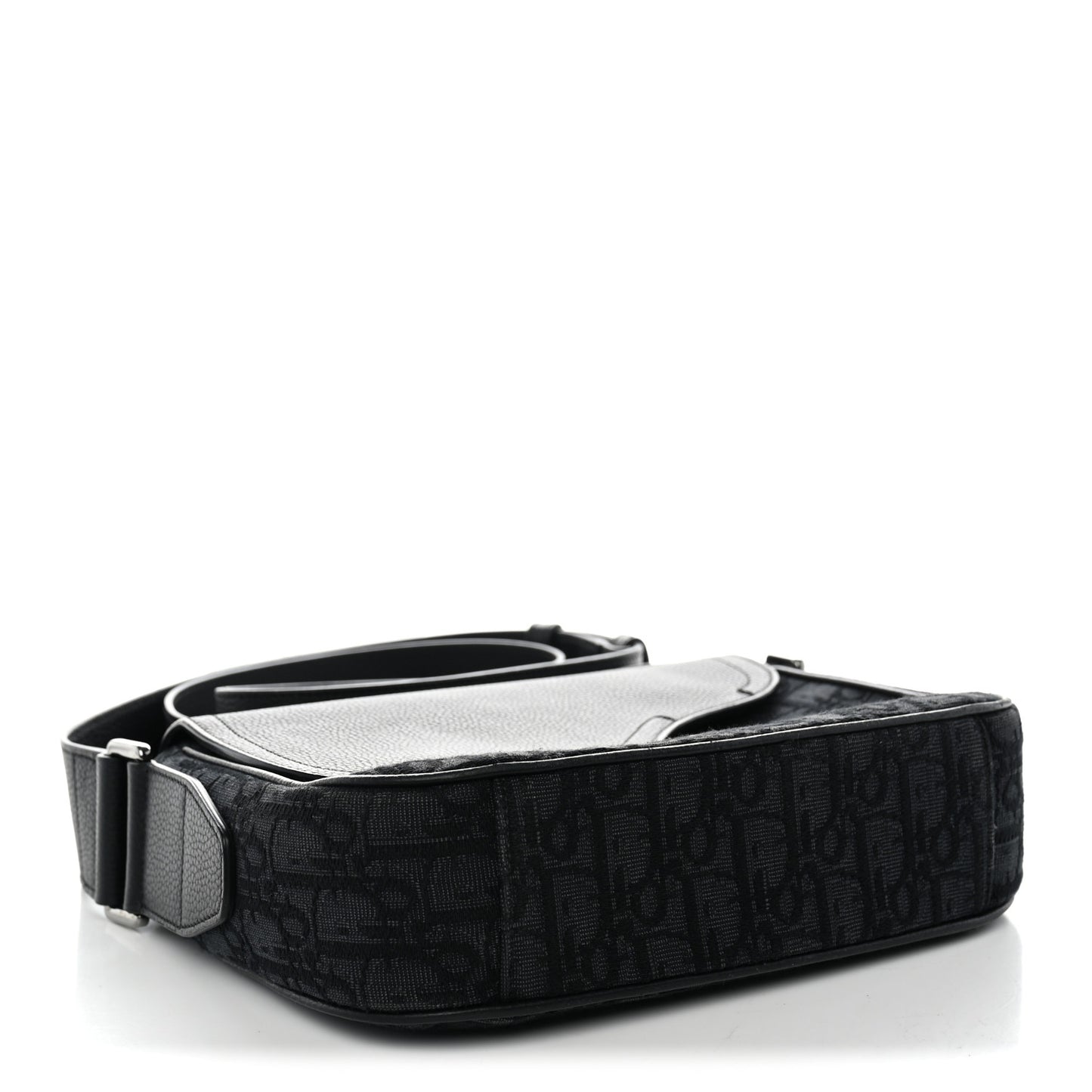 Grained Calfskin Oblique Mini Saddle Messenger Black