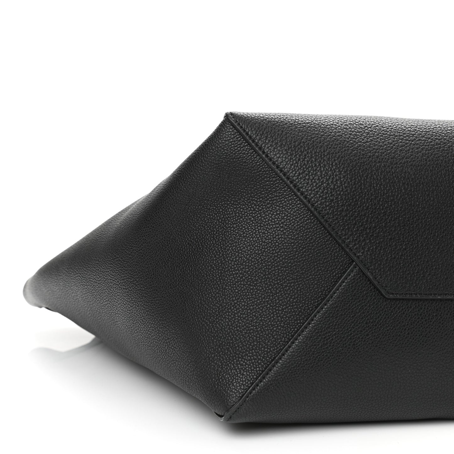 Soft Grained Calfskin Medium Belt Cabas Phantom Black
