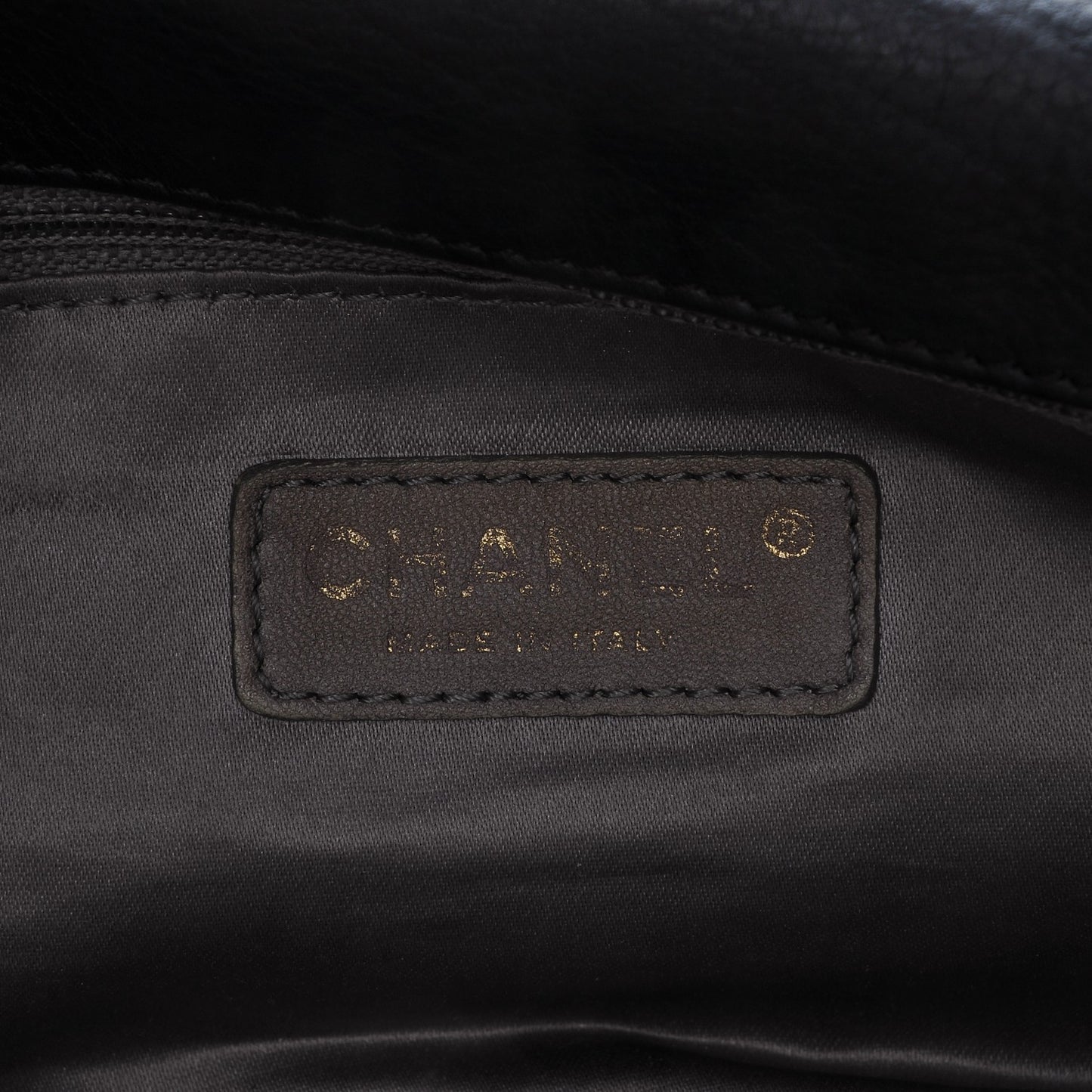 Grained Calfskin Metal Mosaic Flap Black