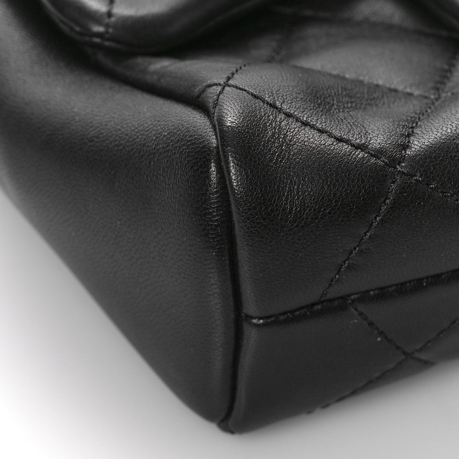 Chanel Lambskin Pearl Quilted Side Packs Black 8 of 10