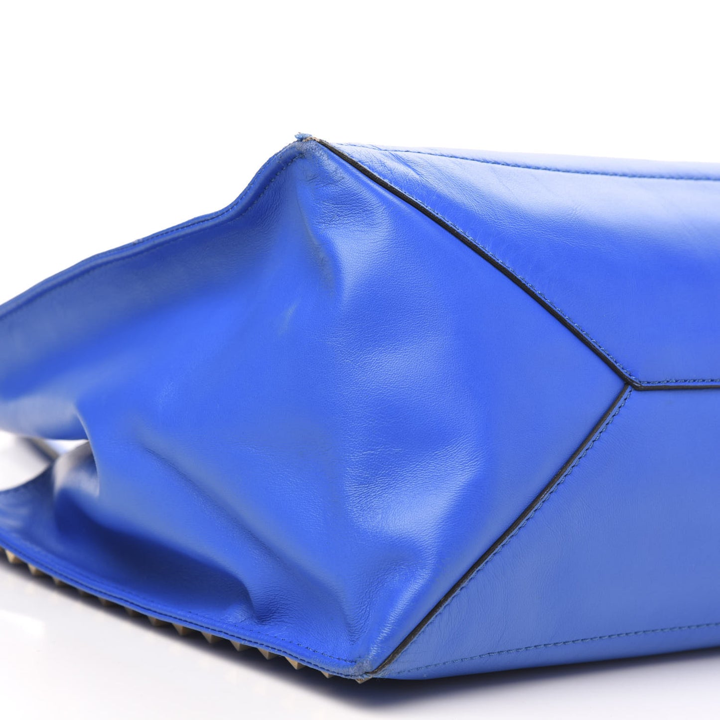 Nappa Medium Rockstud Soft Tote Blue Poudre