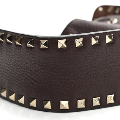Valentino Garavani Grained Calfskin Rockstud Bucket Bag Rubin 9 of 10