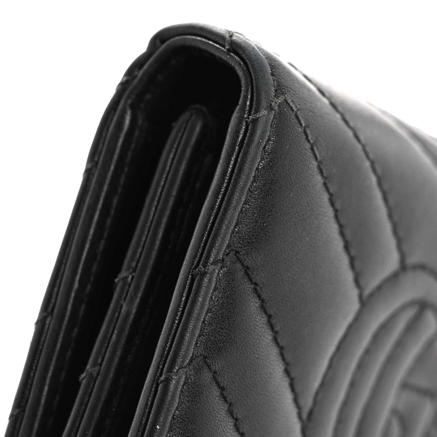 Calfskin Matelasse GG Marmont Wallet Black
