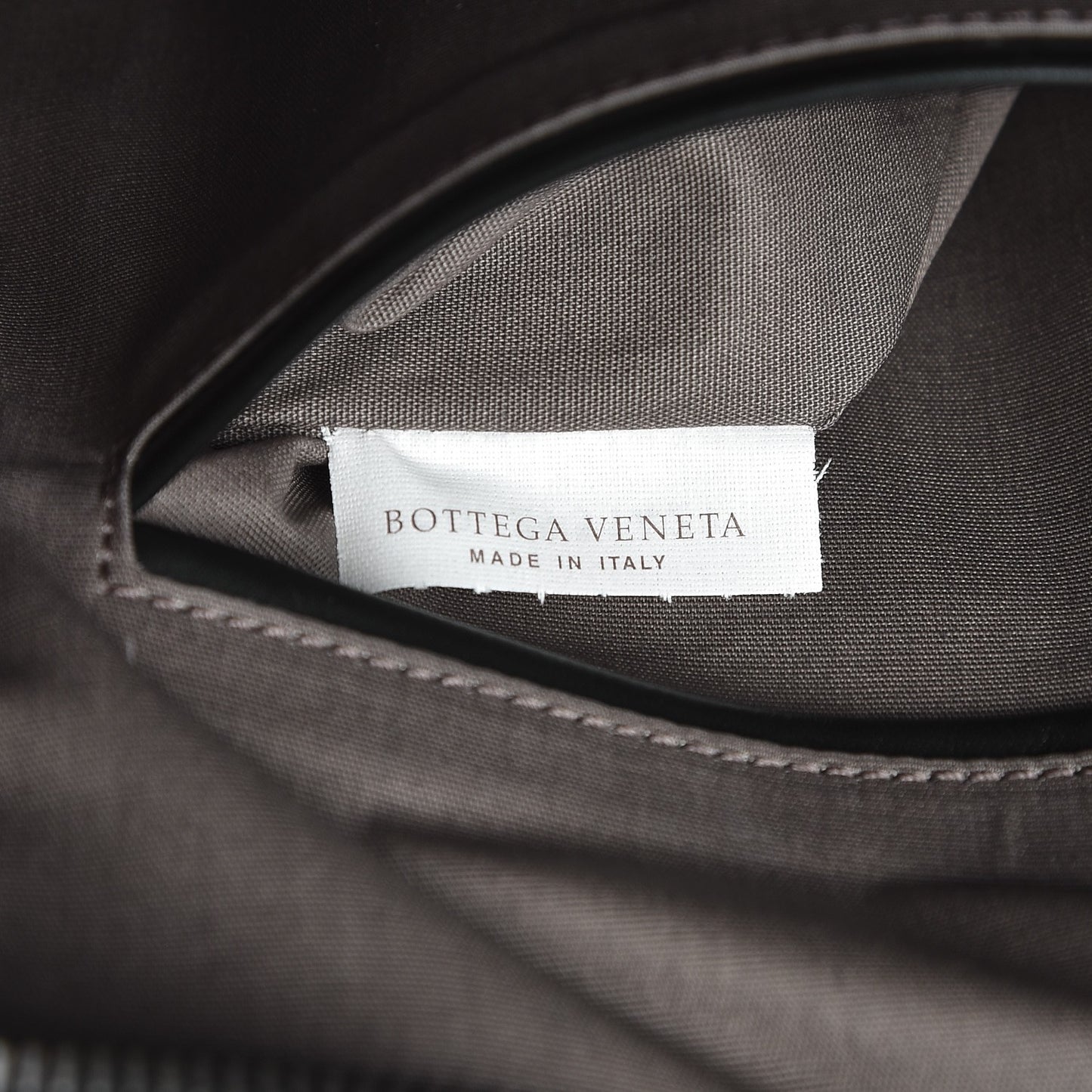 Calfskin Leggero Intrecciato Briefcase Nero Black