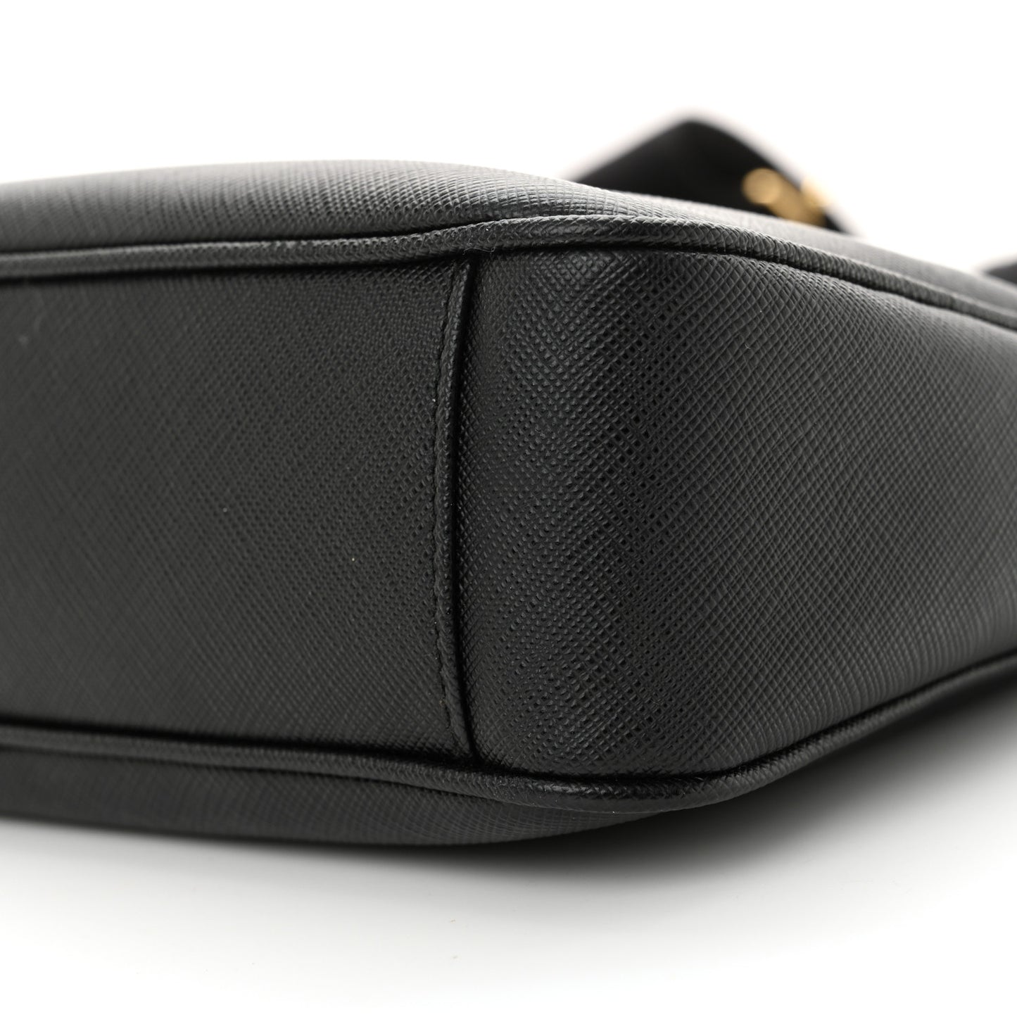 Saffiano Lux Re-Edition 2005 Shoulder Bag Black