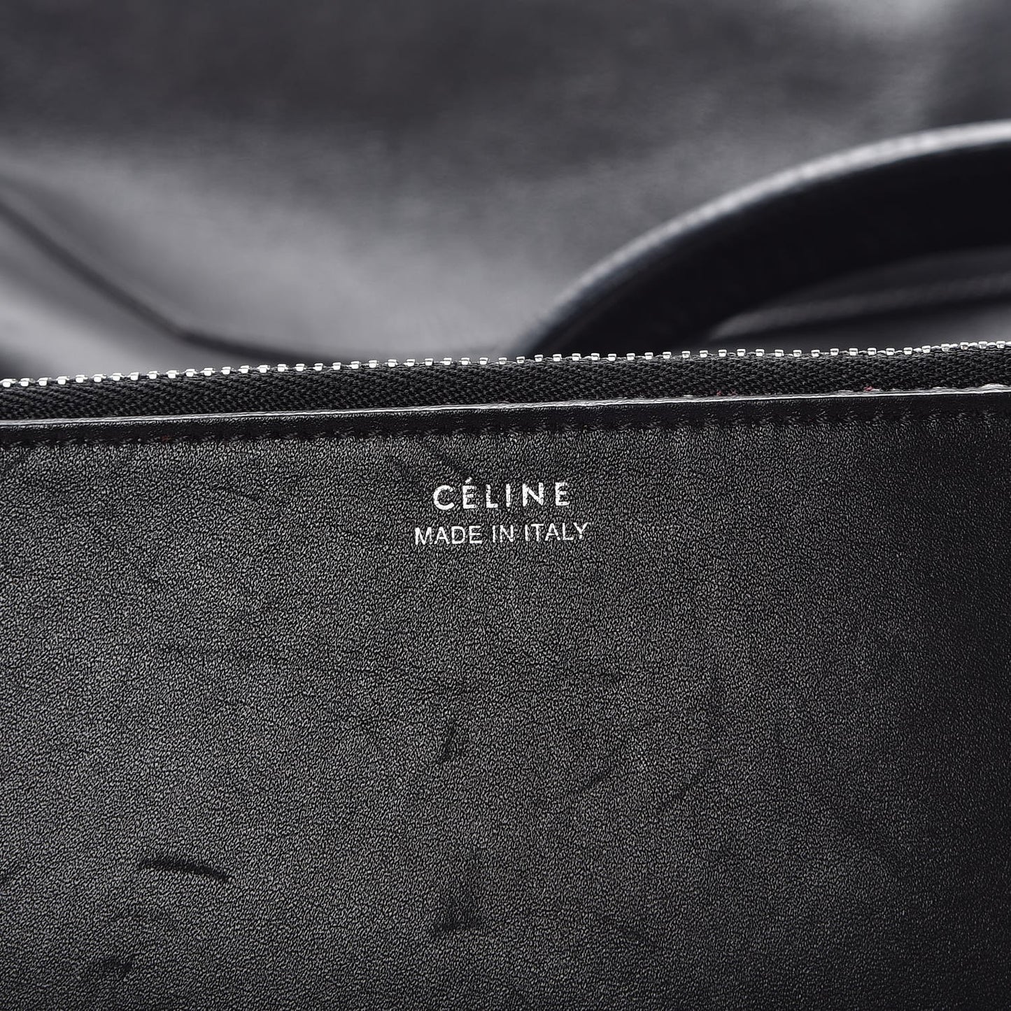 Shiny Smooth Calfskin Large Hobo Black