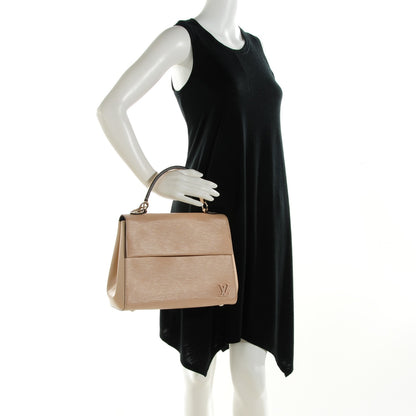 Louis Vuitton Epi Cluny MM Dune 2 of 7