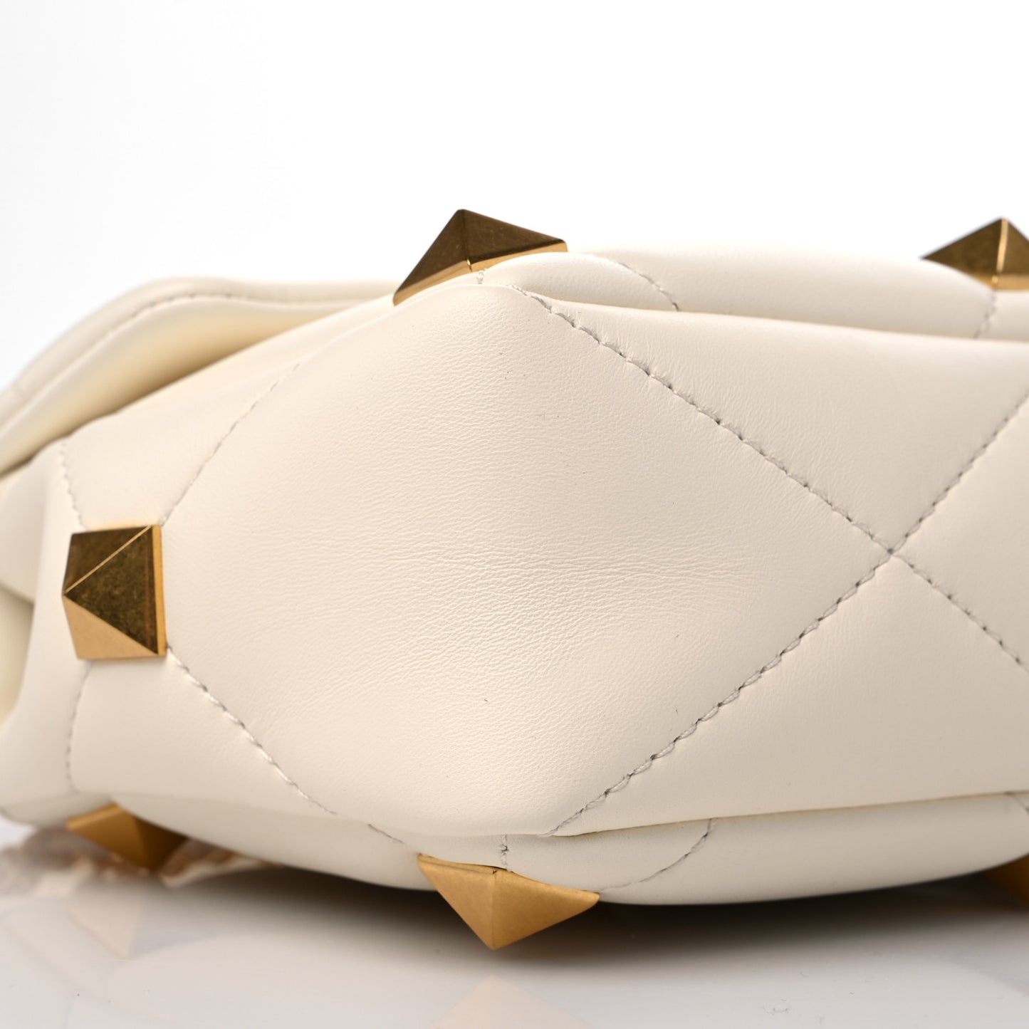 Nappa Large Roman Stud Shoulder Bag Ivory