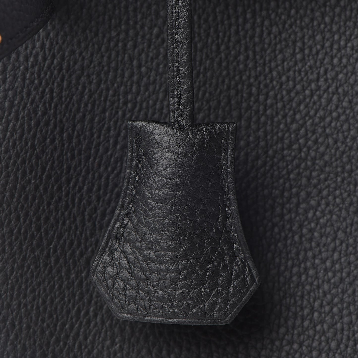 Togo Kelly Retourne 28 Black