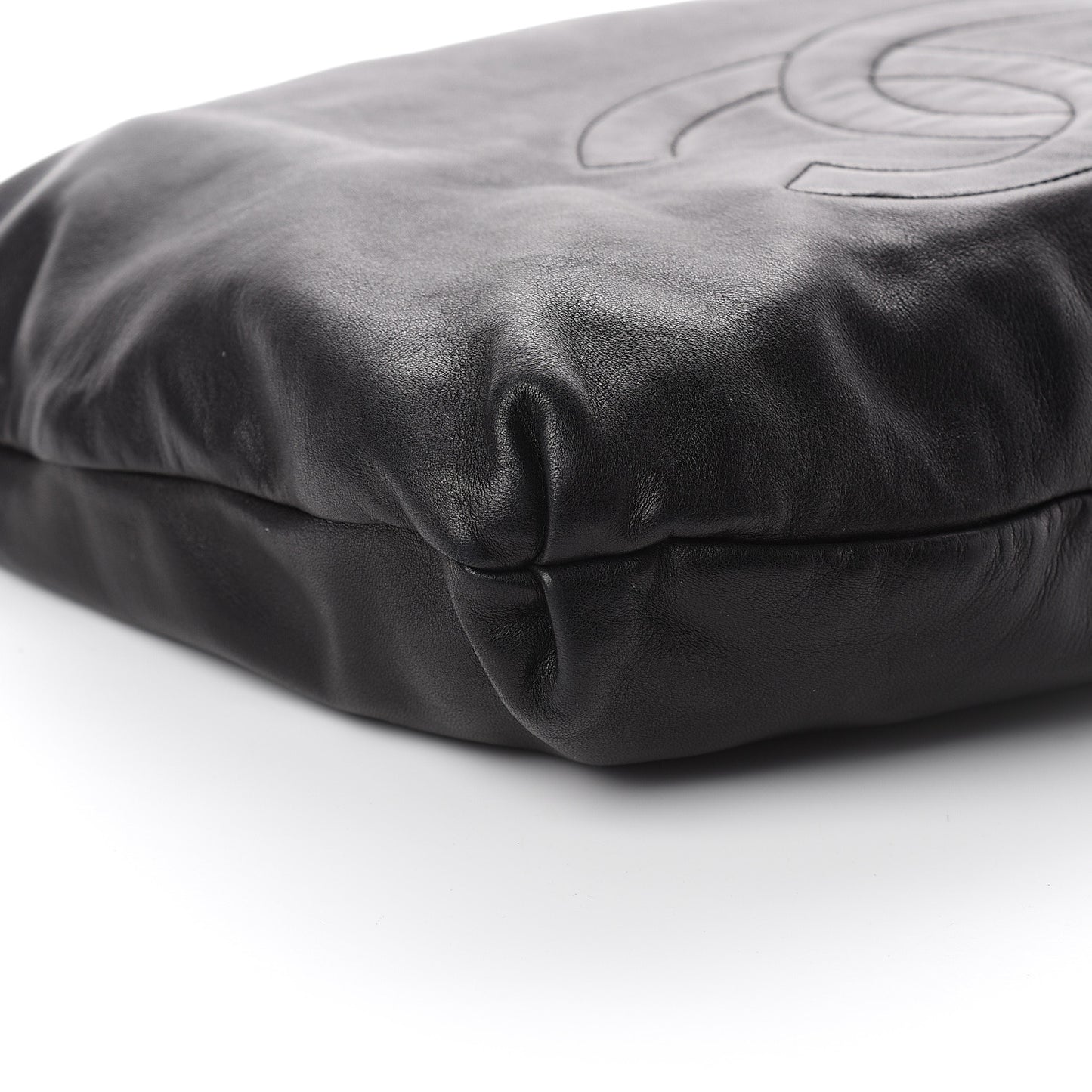 Lambskin Large Soft and Chain Hobo Black