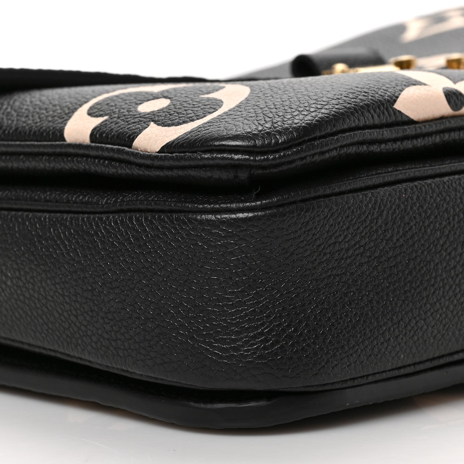 Louis Vuitton Empreinte Monogram Giant Pochette Metis Black Beige 7 of 8
