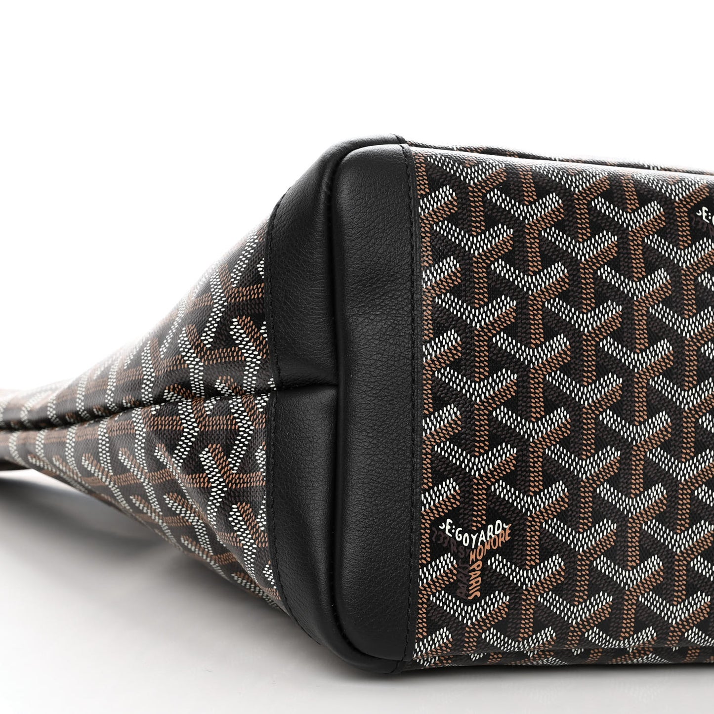 Goyardine Artois MM Black