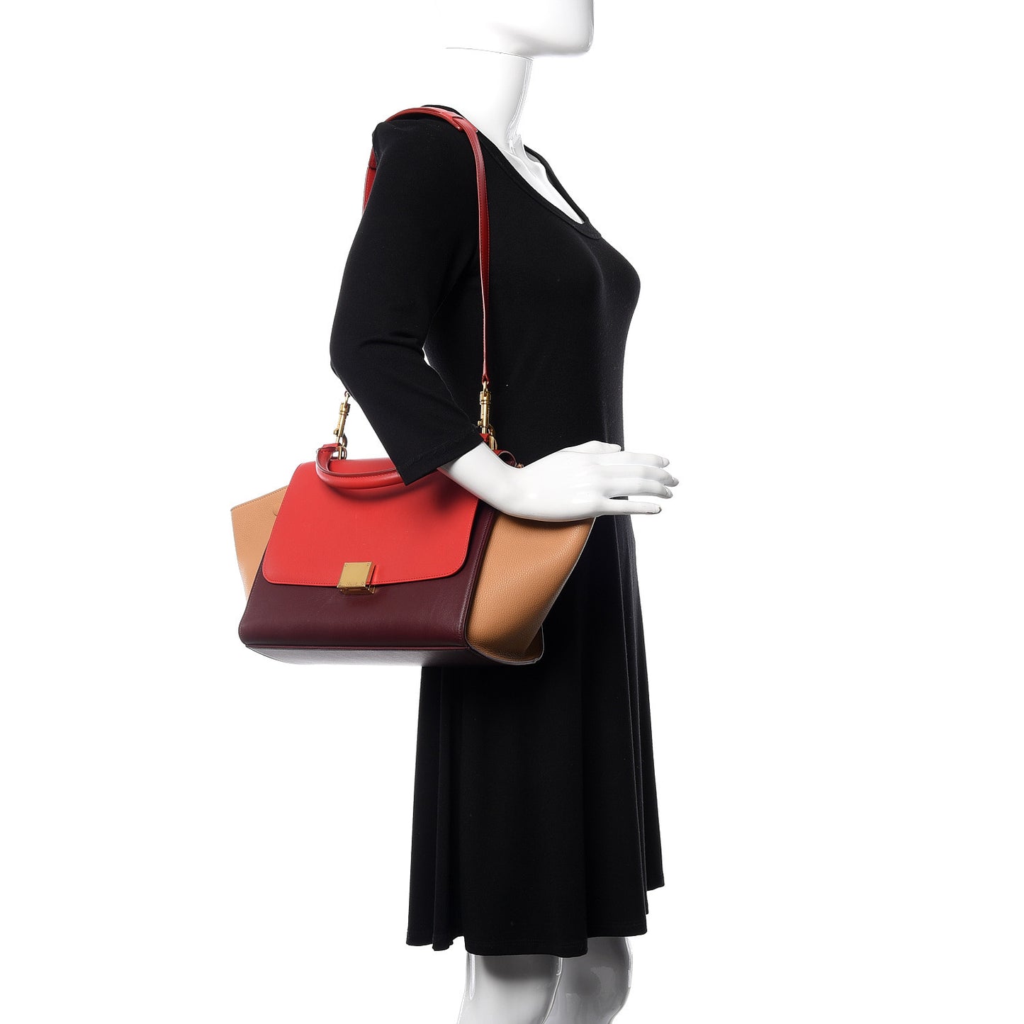 Satin Baby Grained Calfskin Small Trapeze Carmin