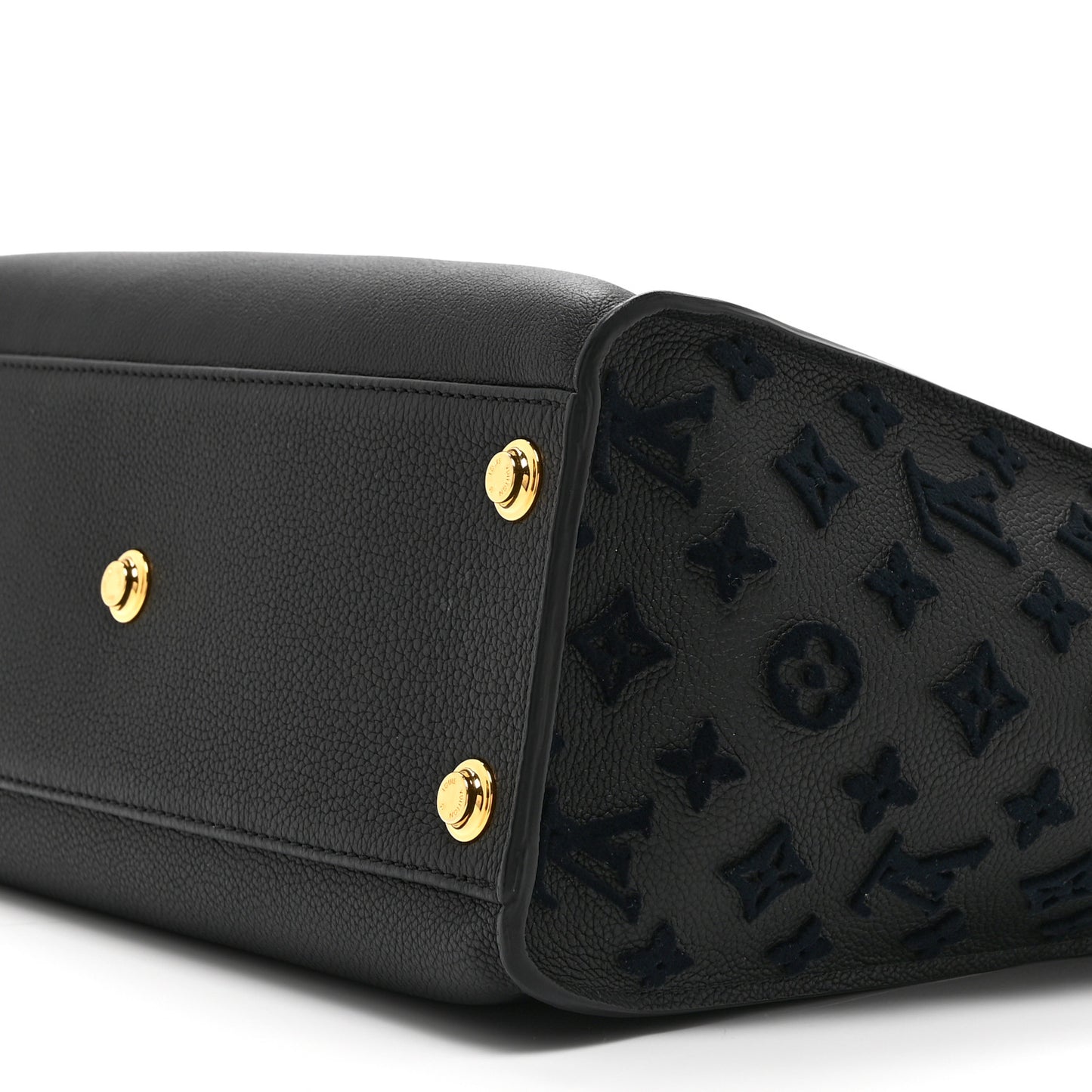 Calfskin Monogram Tufting On My Side Black