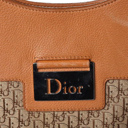 Christian Dior Monogram Tote Tan 23 of 23