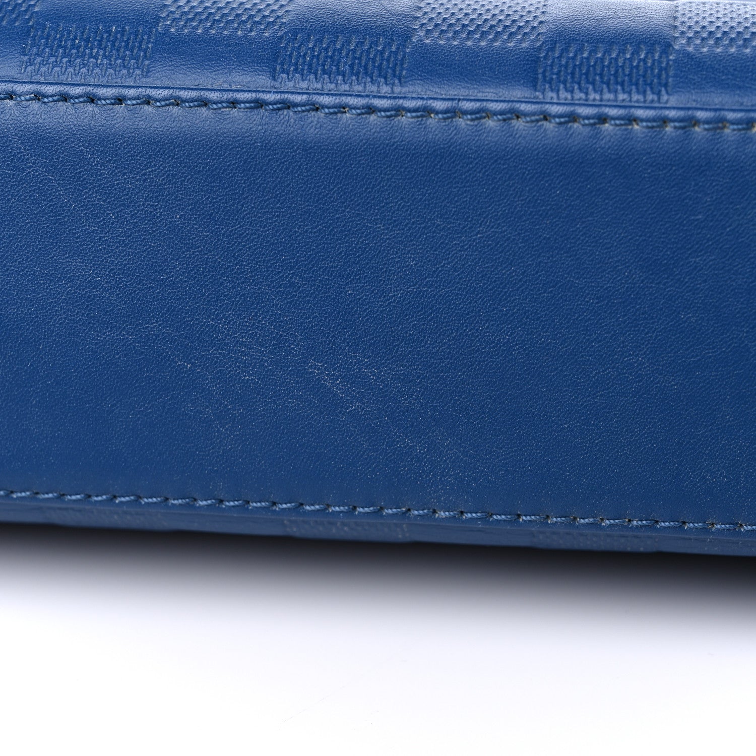 Louis Vuitton Damier Infini Porte-Documents Jour Neptune 12 of 15