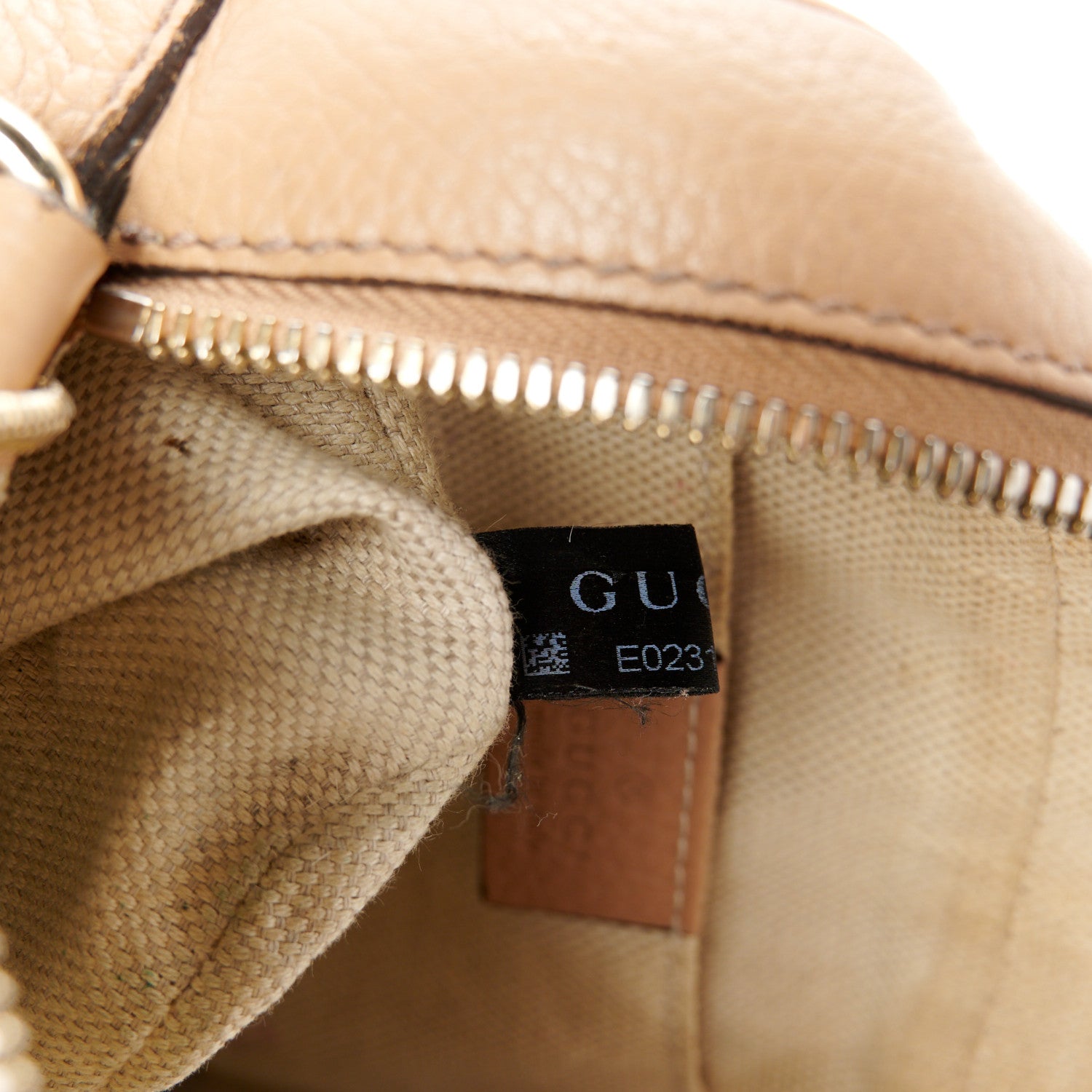 Gucci Pebbled Calfskin Small Soho Disco Bag Camelia 8 of 11
