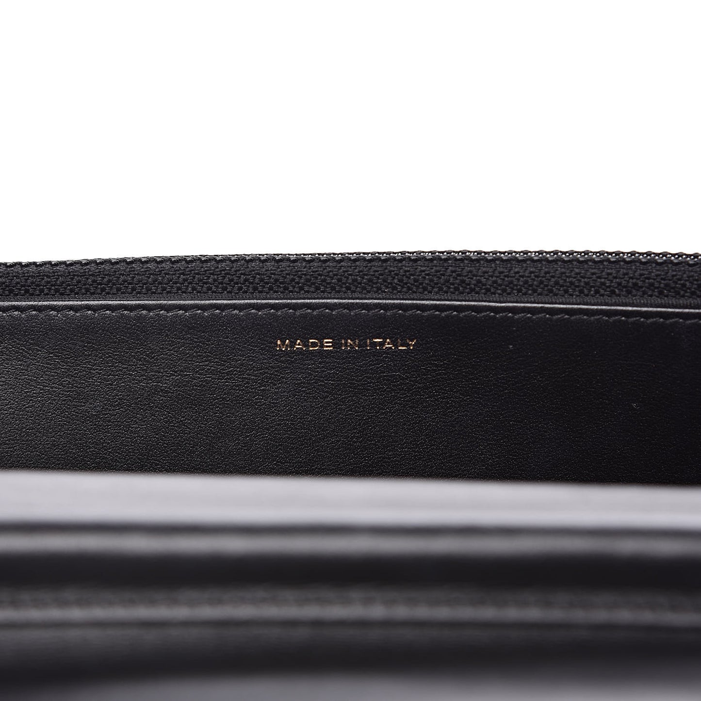 Caviar Chevron Quilted Boy Wallet On Chain WOC Black