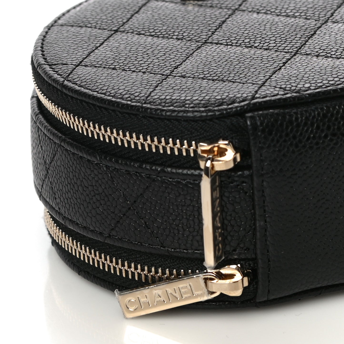 Caviar Quilted Round Handle With Care Vanity With Chain Black