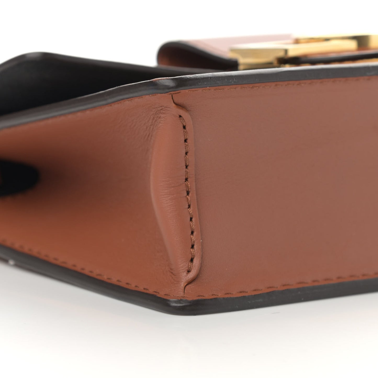 Reverse Monogram Dauphine Chain Wallet